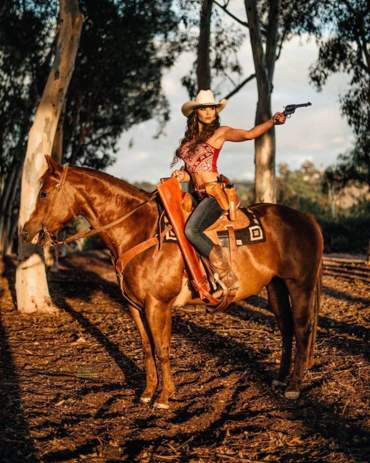 Take Us Home, Country Girls!