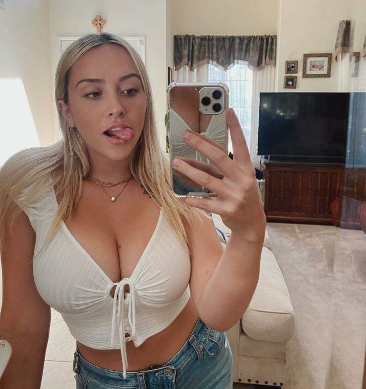 These Selfies Are Real Spicy!