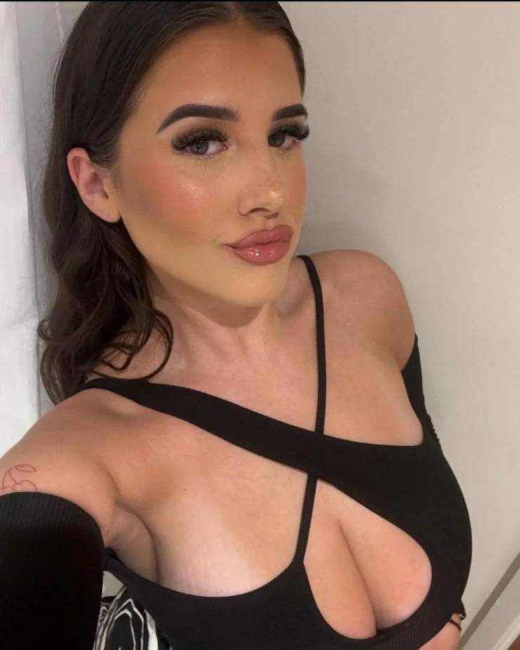 Boobs! Boobs For Everyone!