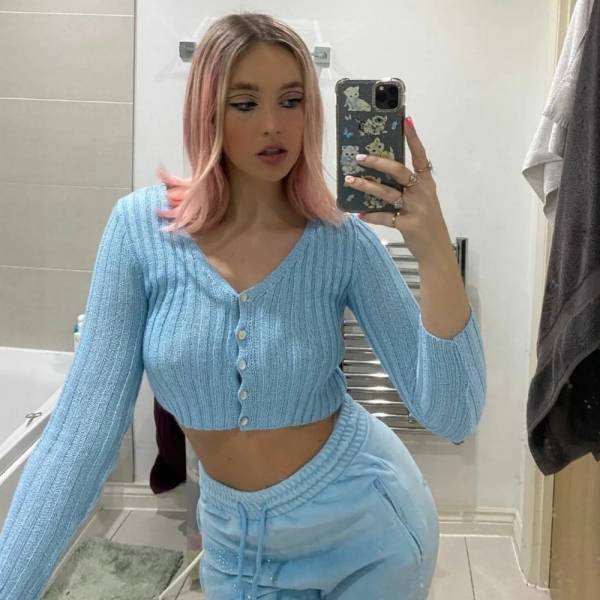 These Selfies Are Real Spicy!