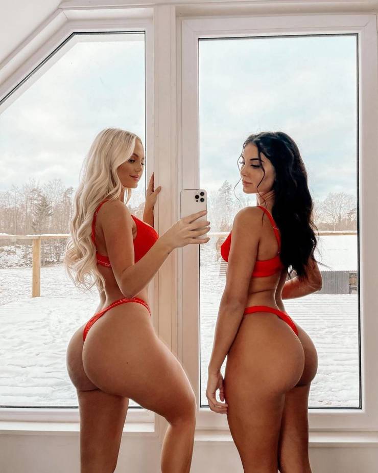 These Selfies Are Real Spicy!