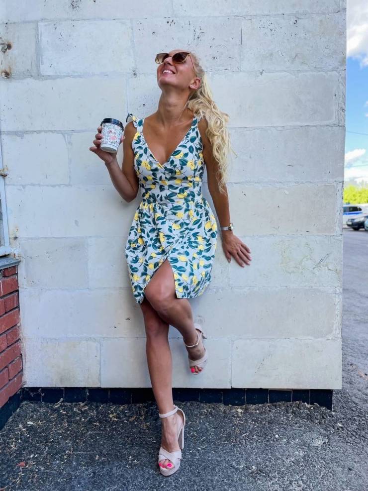 Sundresses Are Always Sexy!