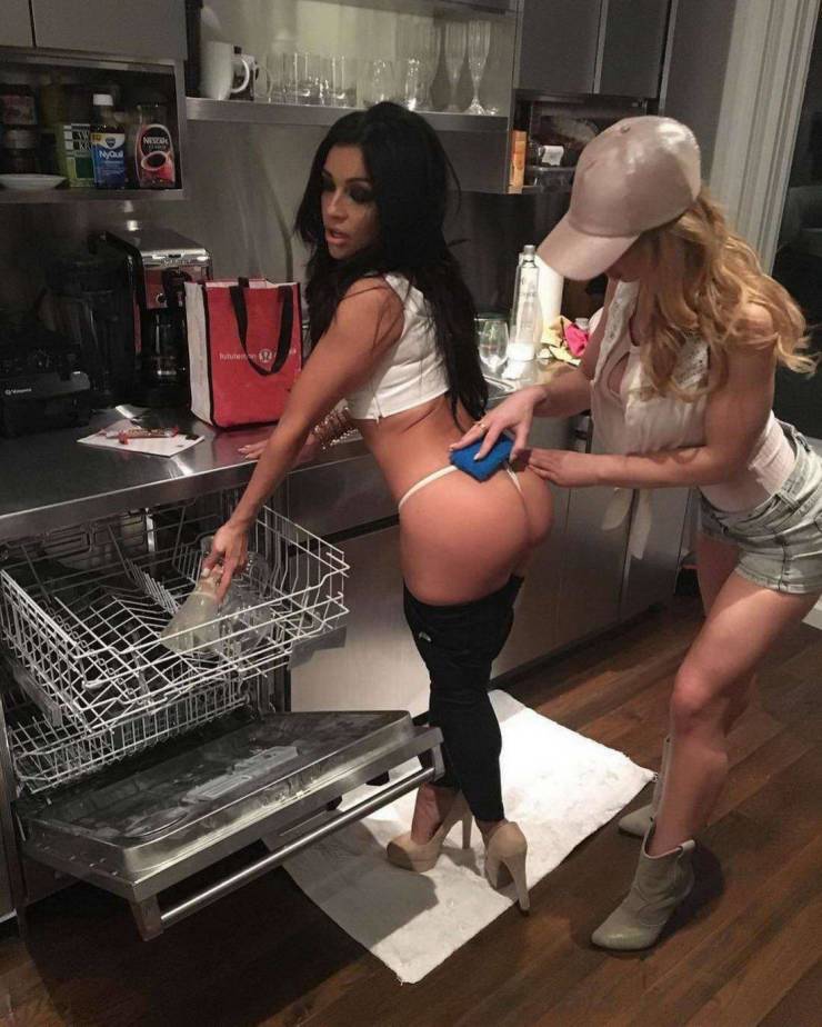 Girls Wanna Have Some Fun