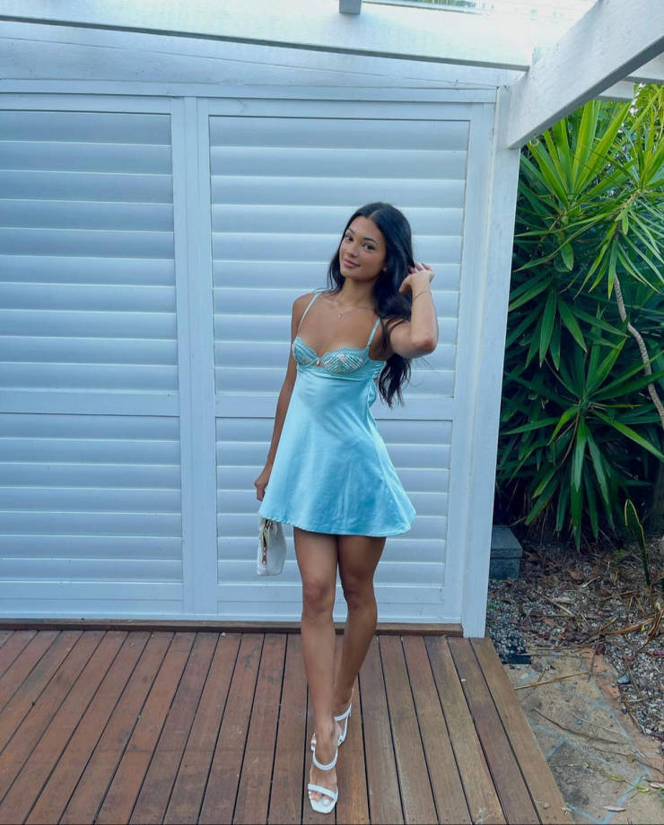 Sundresses Are Always Sexy!