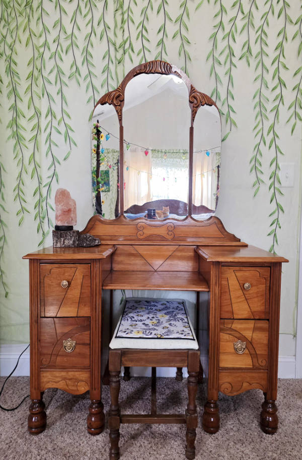 Thrift Shop Treasures… or Total Nightmares