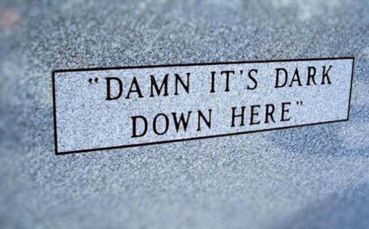 These Tombstones Have One Last Joke to Tell