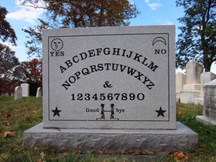 These Tombstones Have One Last Joke to Tell
