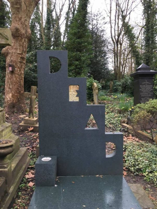 These Tombstones Have One Last Joke to Tell