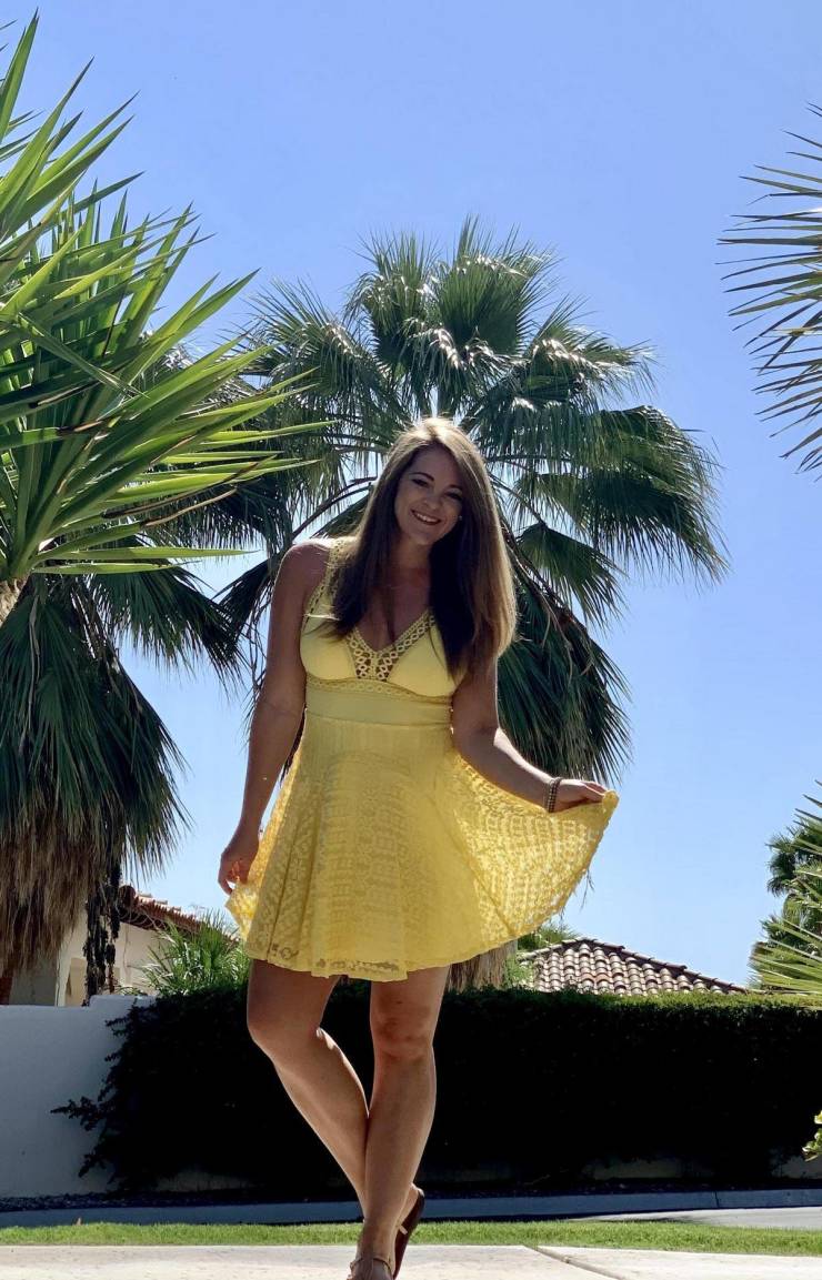 Sundresses Are Always Sexy!