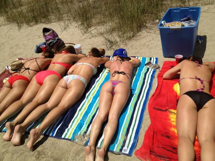 A Booty-full Collection Of Girls
