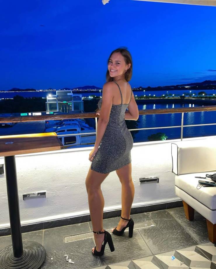 Hey, Nice Dress!