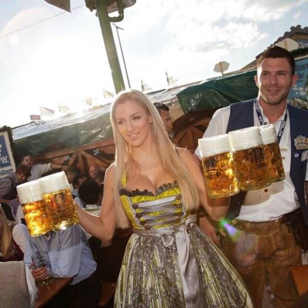 Girls Who Love Beer