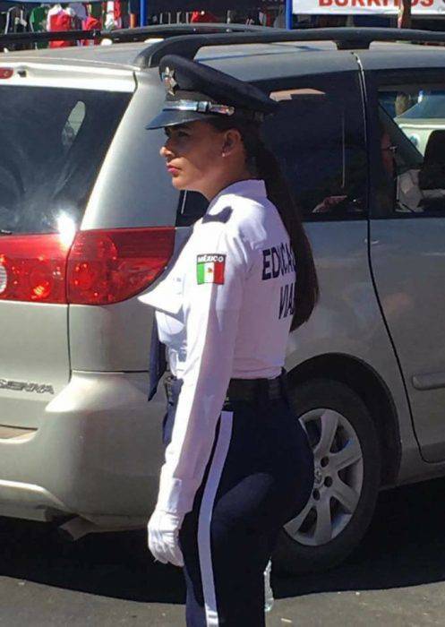 Wow, This Mexican Policewoman Could Engage In Some Very HOT Pursuits