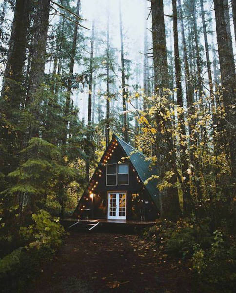 These Could Be The Coziest Homes In The World, When You Come To Think About It
