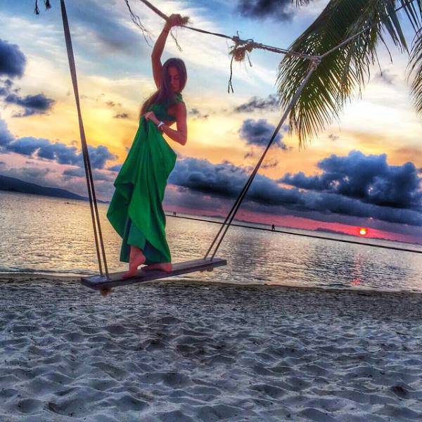 These Swinging Girls Will Sweep You From Your Feet