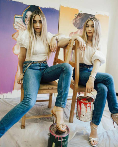 You Can Pay For These Hot Twins To “Sit On Your Face”