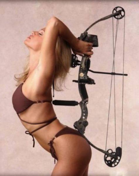 These Archery Girls Will Pierce Your Heart!