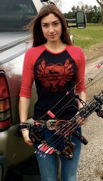 These Archery Girls Will Pierce Your Heart!