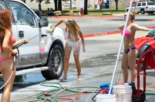 After You See Bikini Car Washes There’s No Other Way To Wash Your Car Anymore!