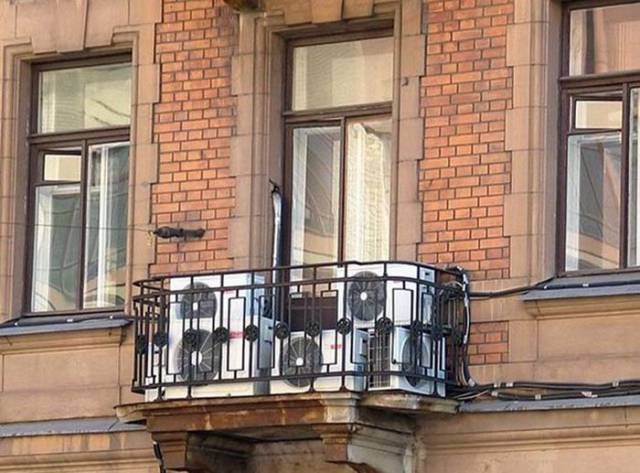 If You Visit Russia, Check The Balconies First