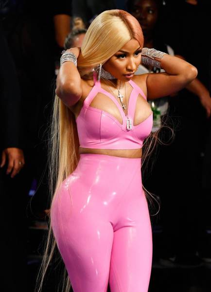 Nicki Minaj Had An Unexpected Fail With Her Latex Suit