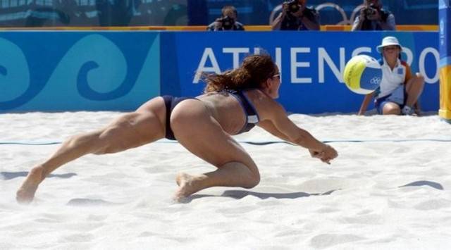 Women’s Beach Volleyball Is The Best Sports Out There!
