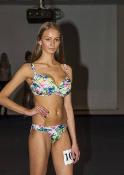 Riga Fashion Week 2017 Was Steaming With Girls In Lingerie