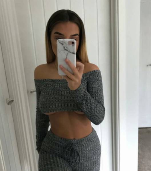 These Hips And Waists Are Everything You Need For Christmas
