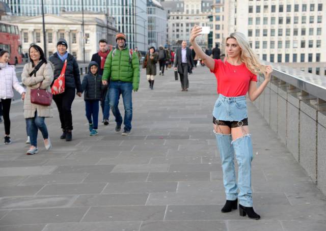 Here’s How Asos Crotchless Jeans Look On A Model