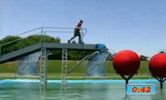 “Total Wipeout” Is Full Of Smashing And Pumping!