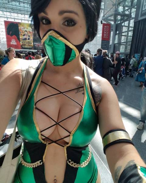 Cosplays hottest 