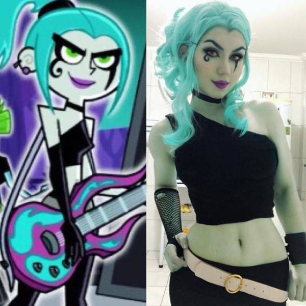 This Girl Hit A Jackpot With Her Spot-On Cosplay