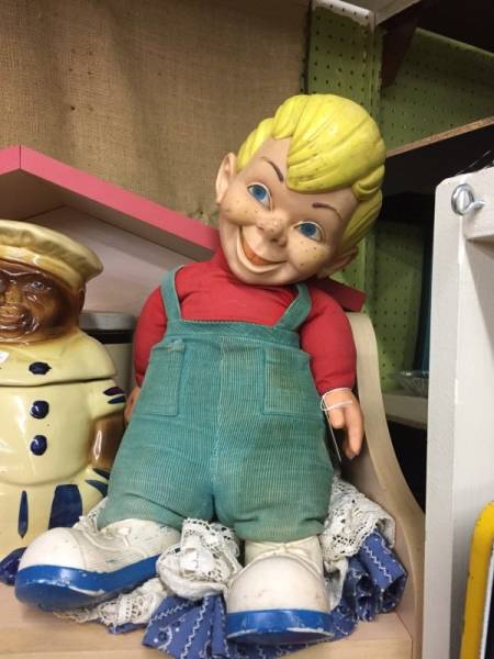 Thrift Shop Is A Hell Of A Terrifying Place To Go To