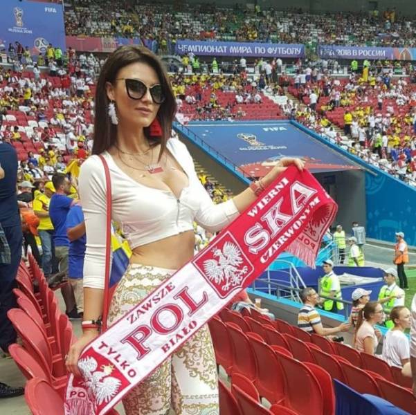 With Fans This Hot Poland Surely Has To Win The World Cup 16 Pics 