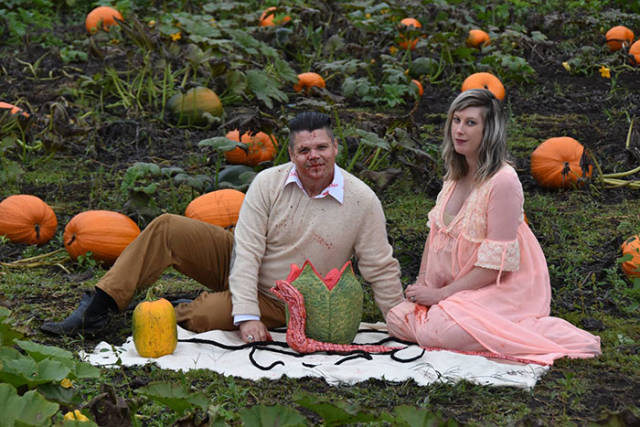 This Could Be One Of The Most Epic Maternity Photoshoots Out There
