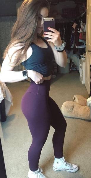 Yoga Pants Are a Real Turn-On