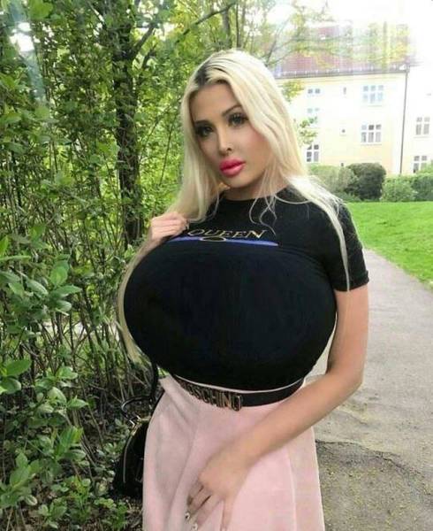 From Size Zero To The Biggest Boobs In Norway