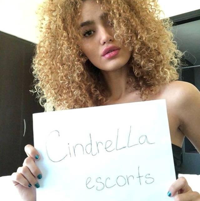 Model Tries To Sell Her Virginity For €2.4 Million
