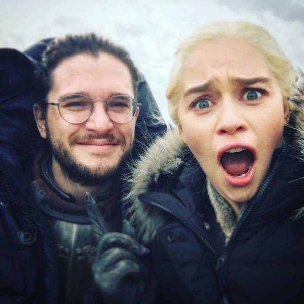 The Sincerest Shots From Behind The Scenes Of “Game Of Thrones”