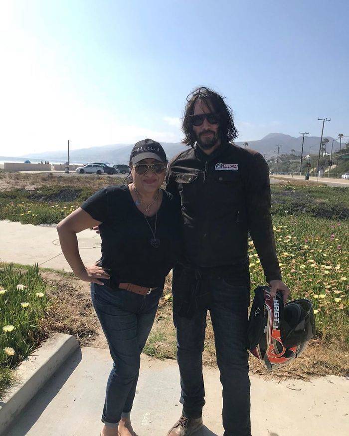 Keanu Reeves And His Hover Hands