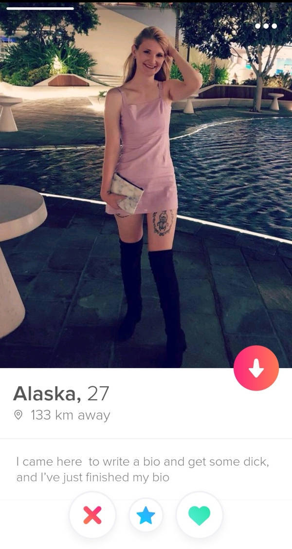 These Tinder Girls Are Definitely Looking For Something Specific 23 