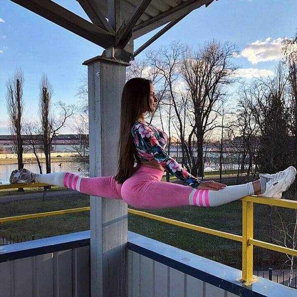 Flexible Girls Will Always Be Sexy 51 Pics 2 S