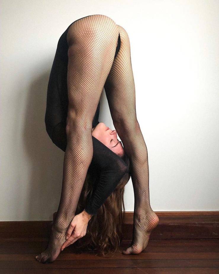 Flexible Girls Will Always Be Sexy