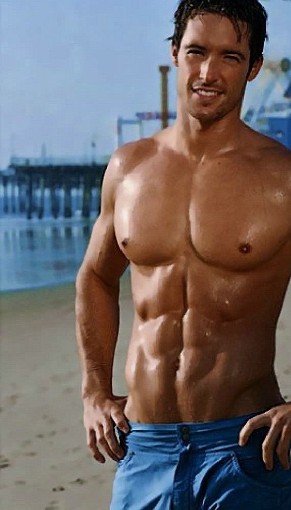 Special women: Hot men for St. Valentine’s Day (57 pics)