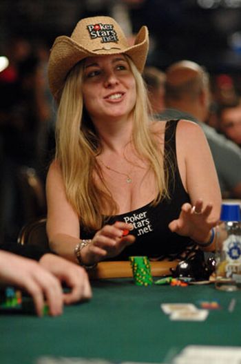 Girls of the World Series of Poker (27 pics)