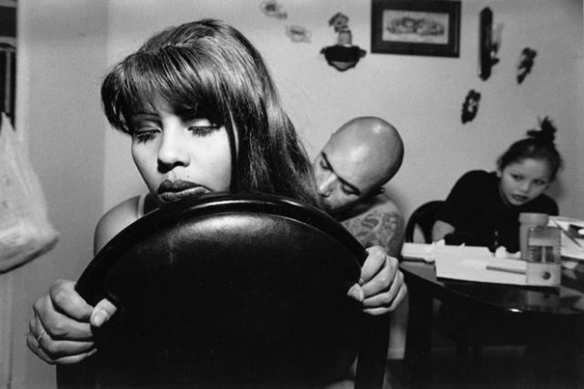 Beautiful black and white photographs of youth involved in gangs by Donna De Cesare (27 pics)