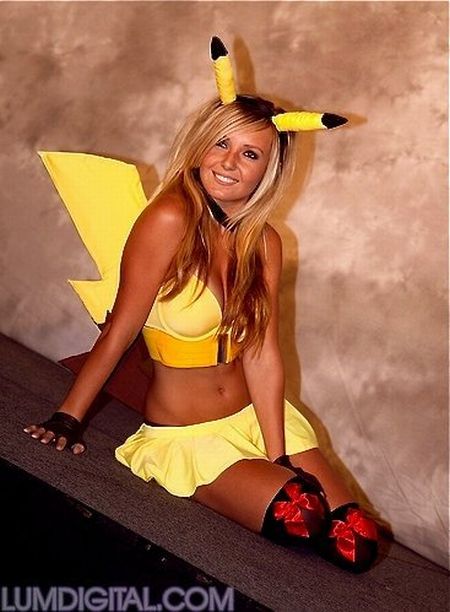 Jessica Nigri in a Pokemon costume (36 pics)