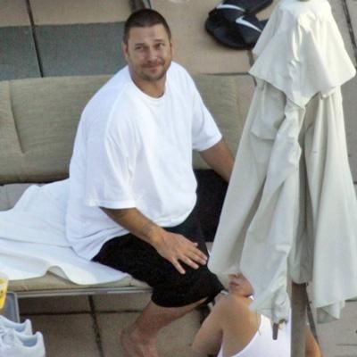 While Britney Spears is getting in shape, her ex-husband Kevin Federline doesn’t care about his body (7 pics)