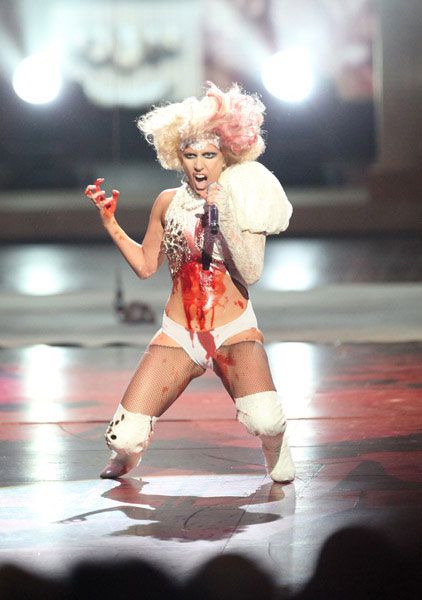 Lady Gaga at VMA (17 pics)
