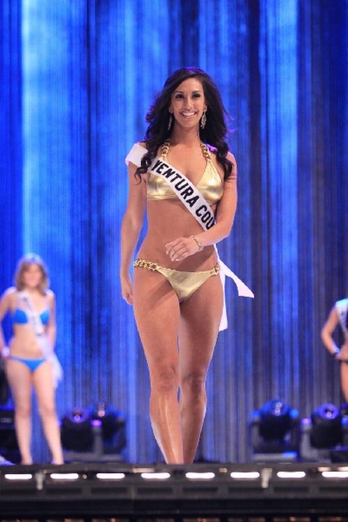 Miss California Bikini Contest (9 pics)